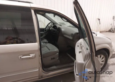 2003 Chrysler Town & Country Lxi from USA, damaged, VIN 2C4GP54L93R225281